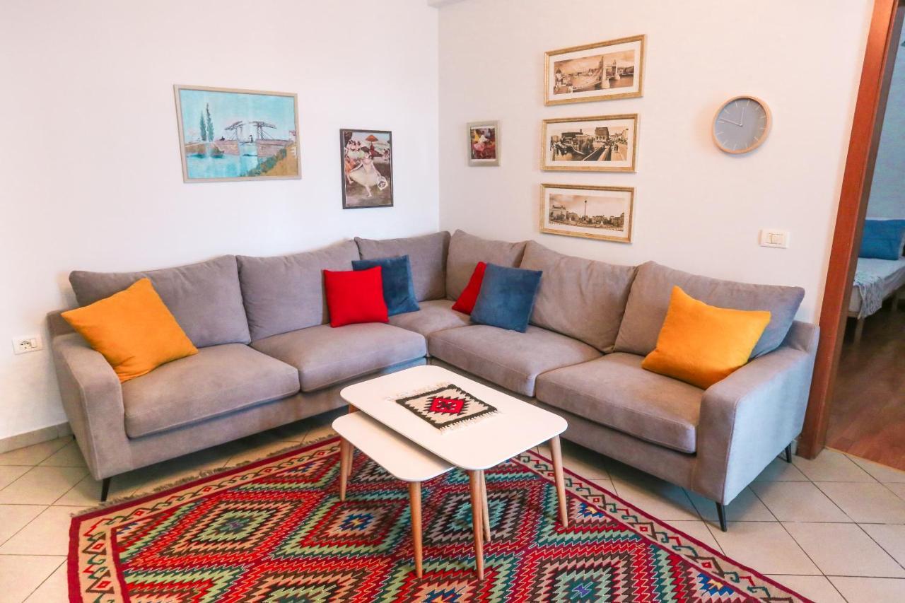 Tirana Views Apartment - Comfy & Spacious Kültér fotó